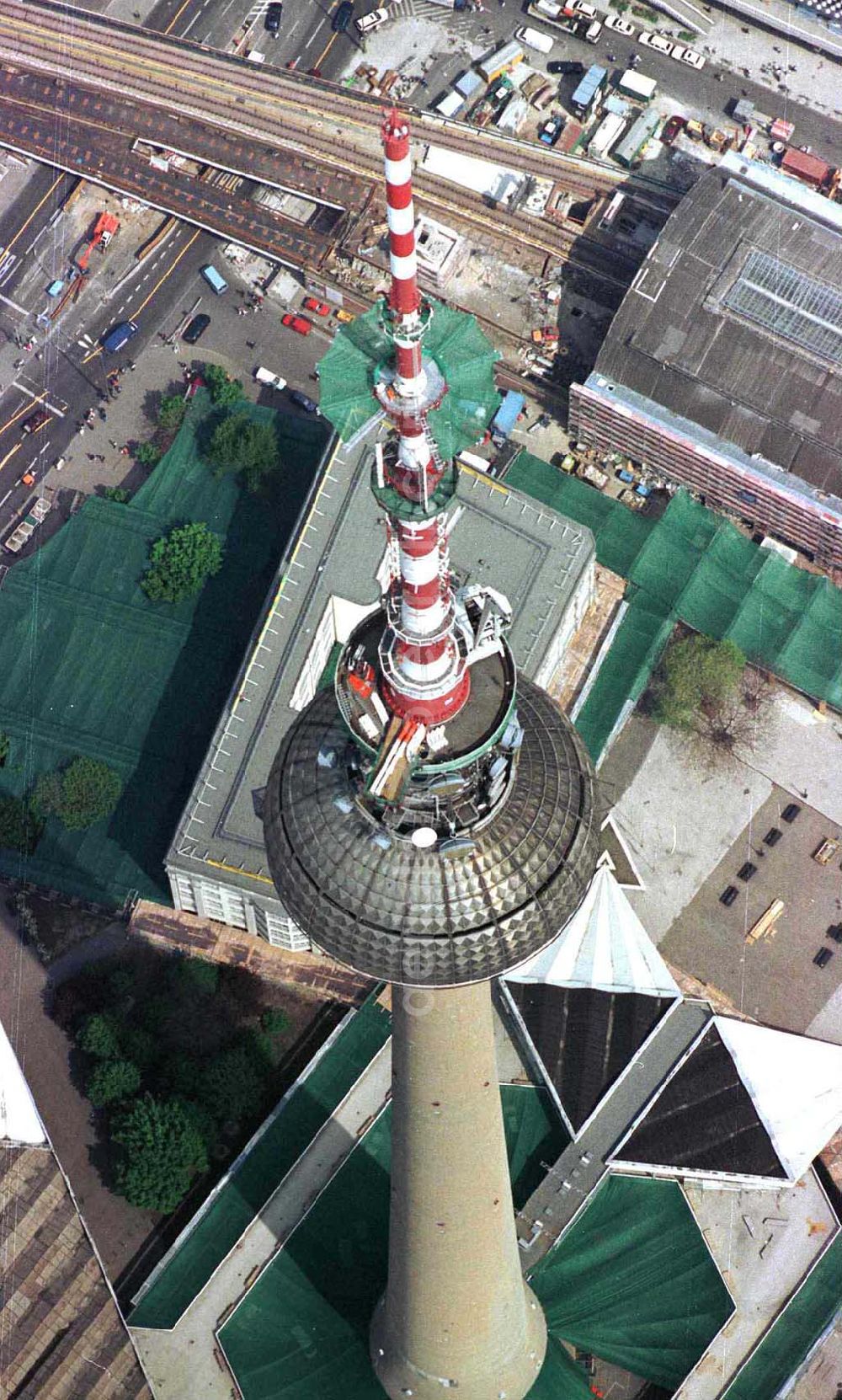 Aerial image Berlin - Umbau des Sendemastes am Berliner Fernsehturm am Alexanderplatz