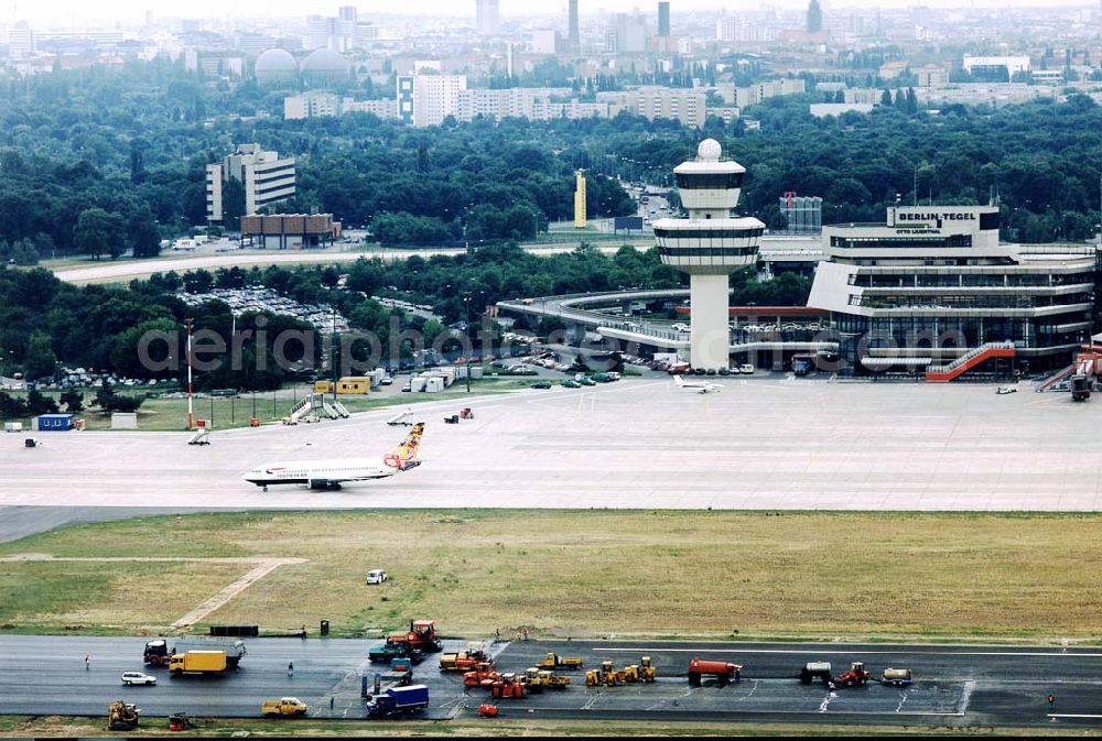 Berlin-Tegel from above - Umbau der SLB auf dem Fh TXL.