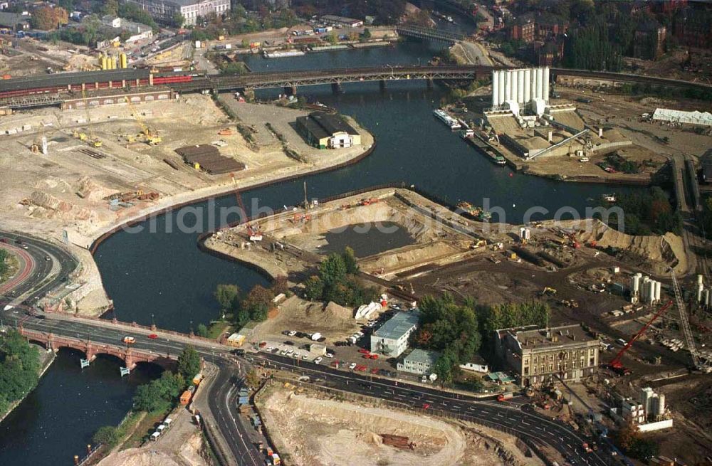 Aerial photograph Berlin - Umbau Spreebogen Jede Verwendung nur mit Urheberangabe: 