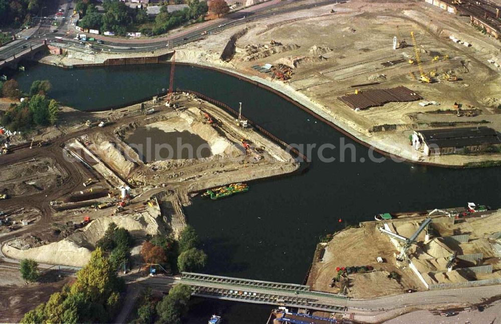 Aerial photograph Berlin - Umbau Spreebogen Jede Verwendung nur mit Urheberangabe: 