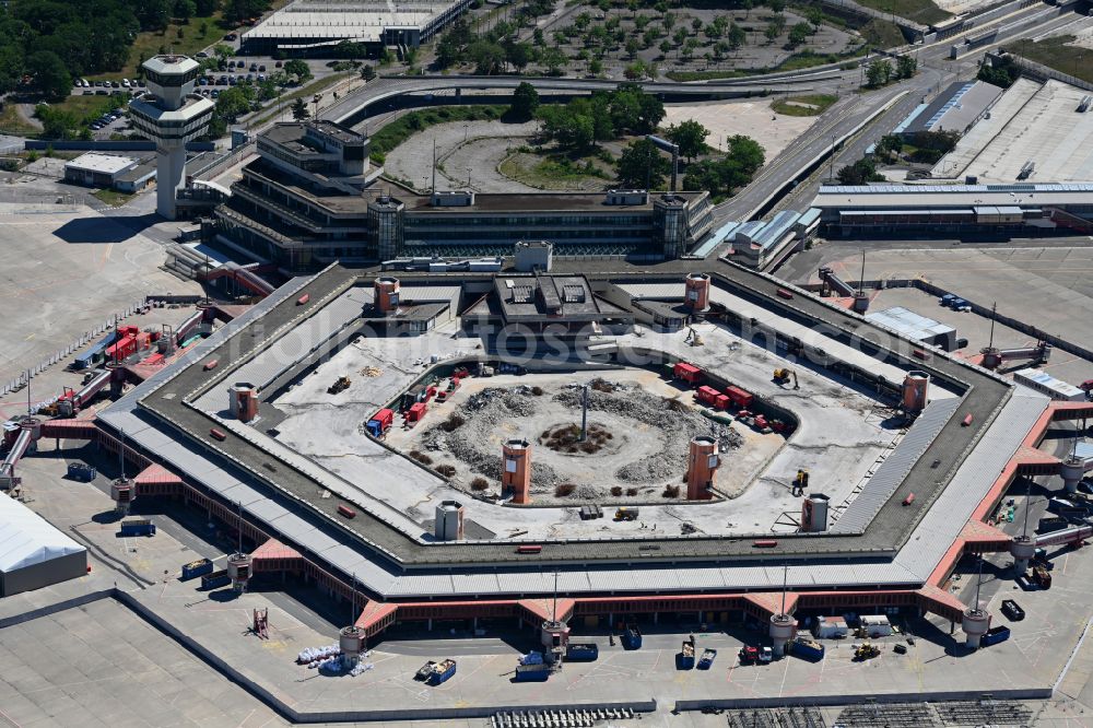 Berlin from the bird's eye view: Conversion of the handling building and terminal on the site of the disused airport in the Tegel district of Berlin, Germany
