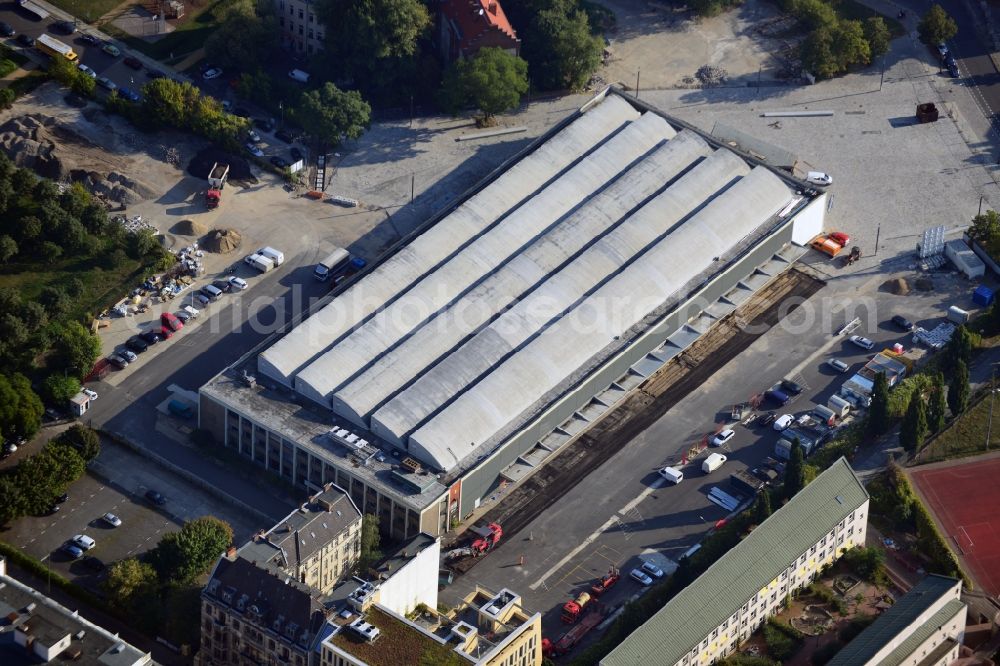 Berlin-Kreuzberg from above - View of construction work at the site of the former Berlin wholesale flower market in Berlin Kreuzberg