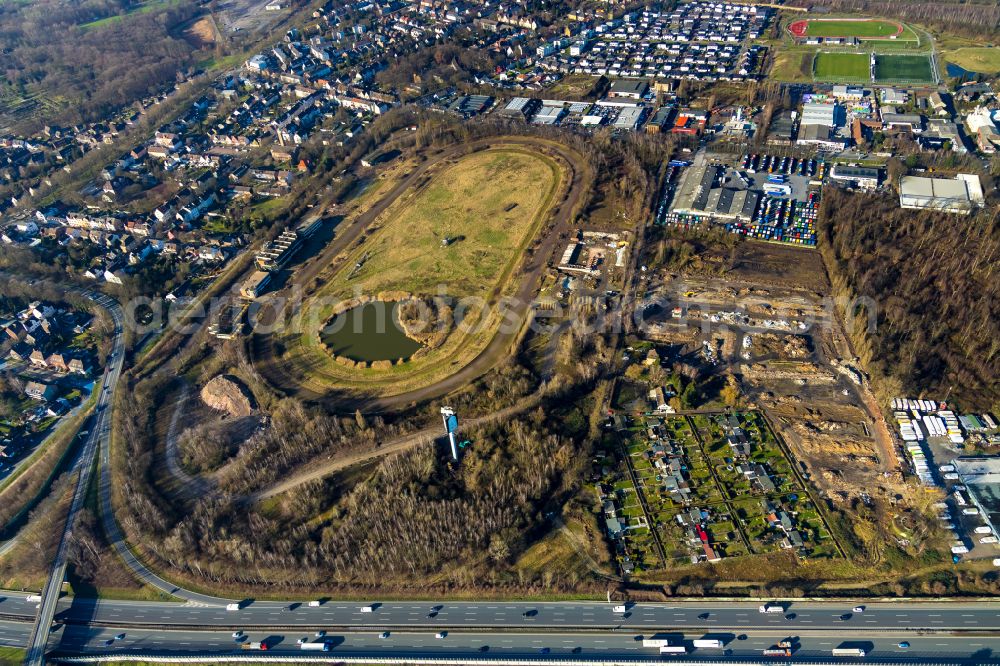 Aerial image Recklinghausen - Development, demolition and renovation work on the site of the former racing track - harness racing track as part of the integrated district development concept (ISEK) Hillerheide in Recklinghausen at Ruhrgebiet in the state of North Rhine-Westphalia, Germany