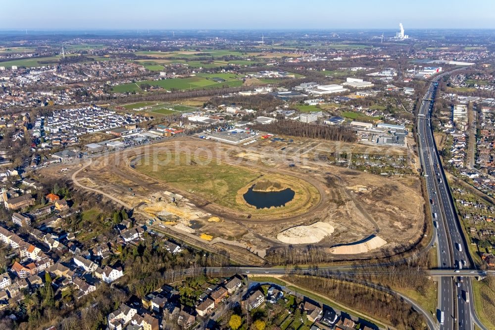 Aerial image Recklinghausen - Development, demolition and renovation work on the site of the former racing track - harness racing track as part of the integrated district development concept (ISEK) Hillerheide in Recklinghausen at Ruhrgebiet in the state of North Rhine-Westphalia, Germany