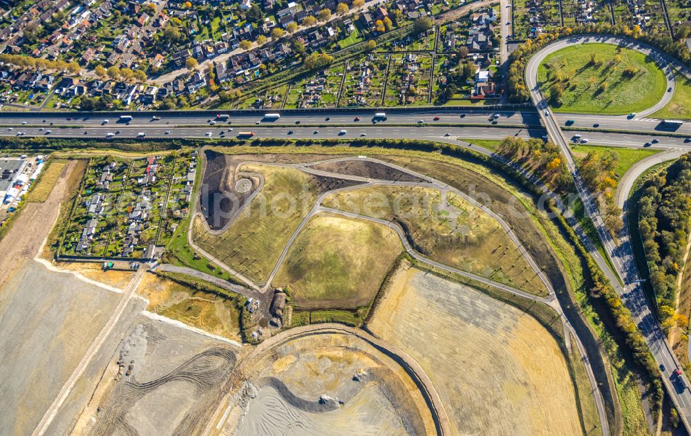 Aerial photograph Recklinghausen - Development, demolition and renovation work on the site of the former racing track - harness racing track as part of the integrated district development concept (ISEK) Hillerheide in Recklinghausen at Ruhrgebiet in the state of North Rhine-Westphalia, Germany