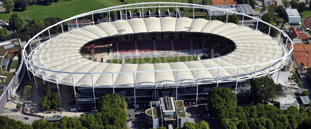 Aerial image Stuttgart - Blick auf die Umbauarbeiten am Stadion Stuttgart( Mercedes-Benz-Arena) zu einem reinen Fußballstadion. Während des Umbaus, Bauherr ist die Stadion NeckarPark GmbH & Co. KG, wird sich die Kapazität auf 39.000 Plätze reduzieren, die Kosten des Projekts belaufen sich auf rund 60 Millionen Euro. Für zusätzliche 13,15 Millionen Euro wird außerdem unter der Untertürkheimer Kurve eine Sporthalle entstehen. Ausführende Firma ist die BAM Deutschland AG. View of the reconstruction of the stadium Stuttgart (Mercedes-Benz-Arena) to a football-only stadium.