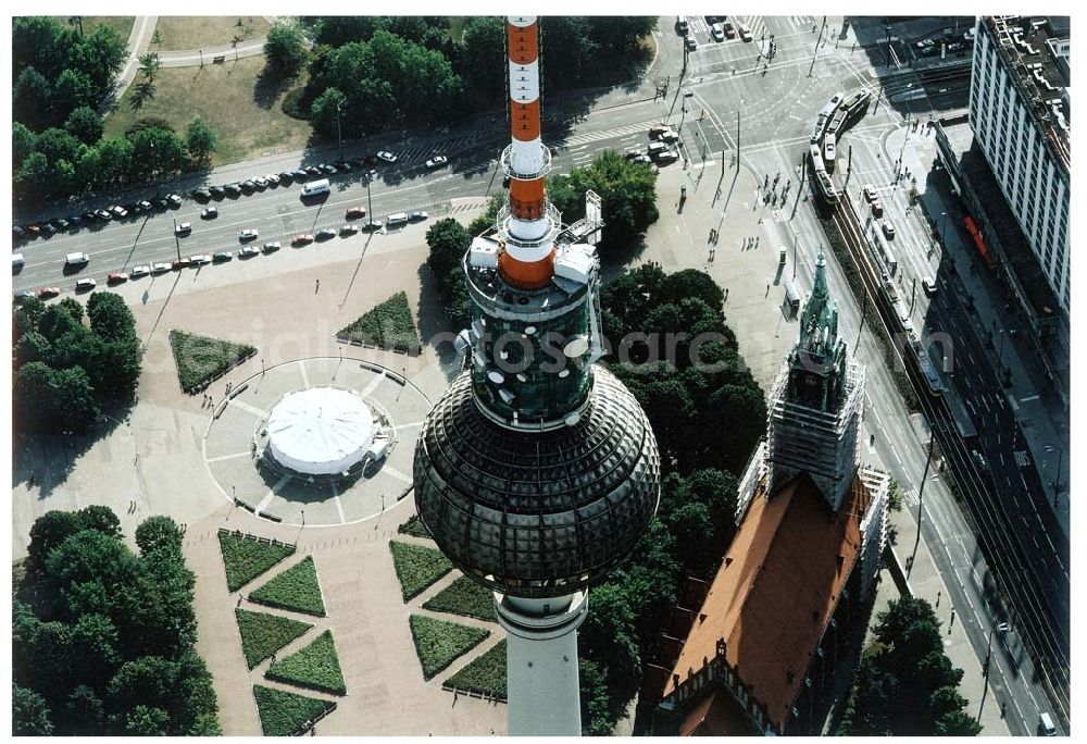 Berlin from above - Umbauarbeiten an den technischen Ebenen des Berliner Fernsehturmes am Alexanderplatz in Berlin - Mitte.