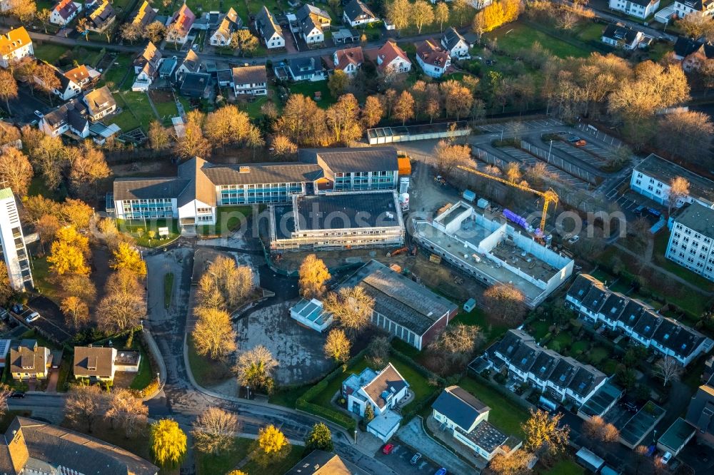 Aerial image Werl - Construction sites for the conversion, expansion and modernization of the school building Walburgisschule in Werl in the state North Rhine-Westphalia, Germany