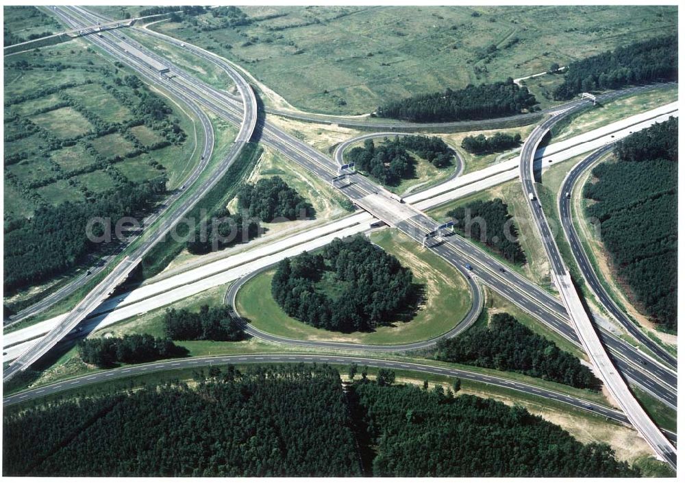 Schönefeld from above - : Fast fertig umgebautes Autobahnkreuz Schönefeld.