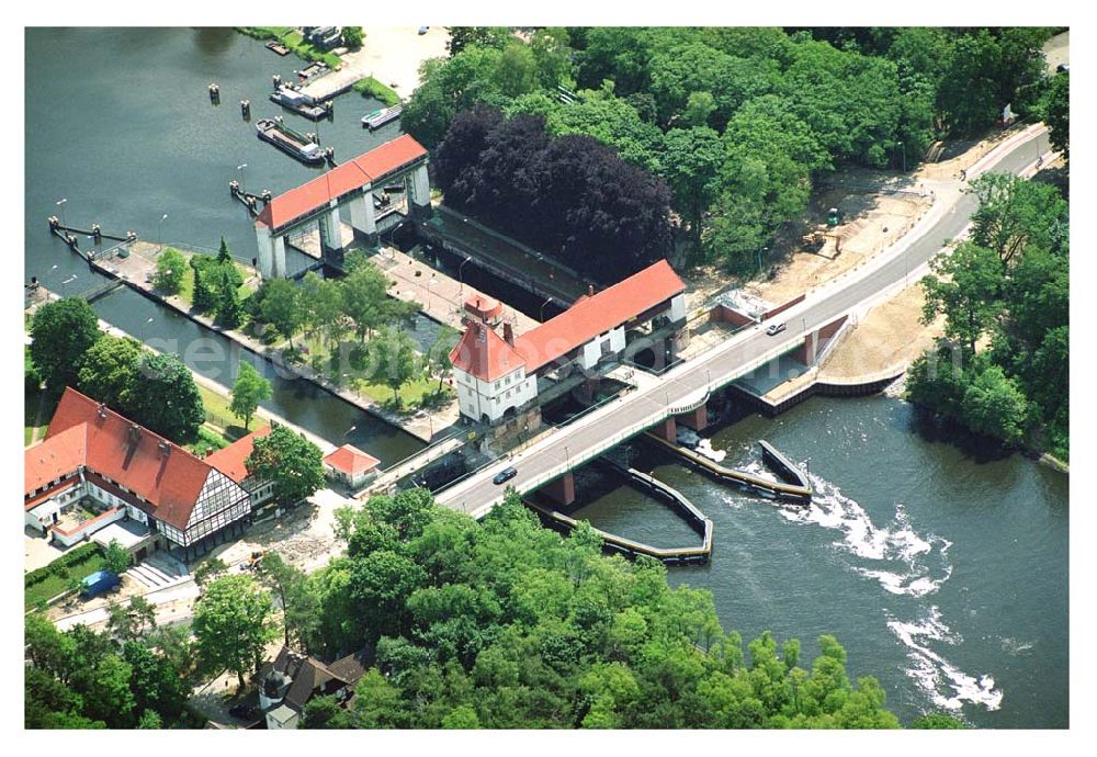 Aerial image Klein Machnow / BRB - Neue Umgehungsbrücke an der Schleuse Klein Machnow