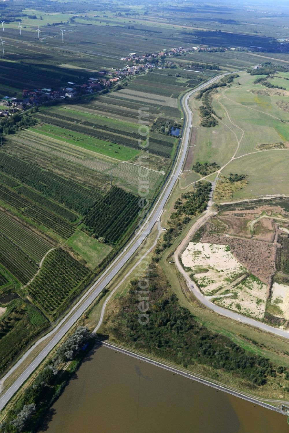 Aerial photograph Hamburg - Finkenwerder Bypass on the old Southern Elbe in Hamburg. A project of the Hamburg Port Authority HPA