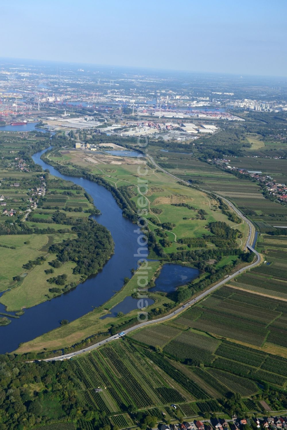 Hamburg from the bird's eye view: Finkenwerder Bypass on the old Southern Elbe in Hamburg. A project of the Hamburg Port Authority HPA