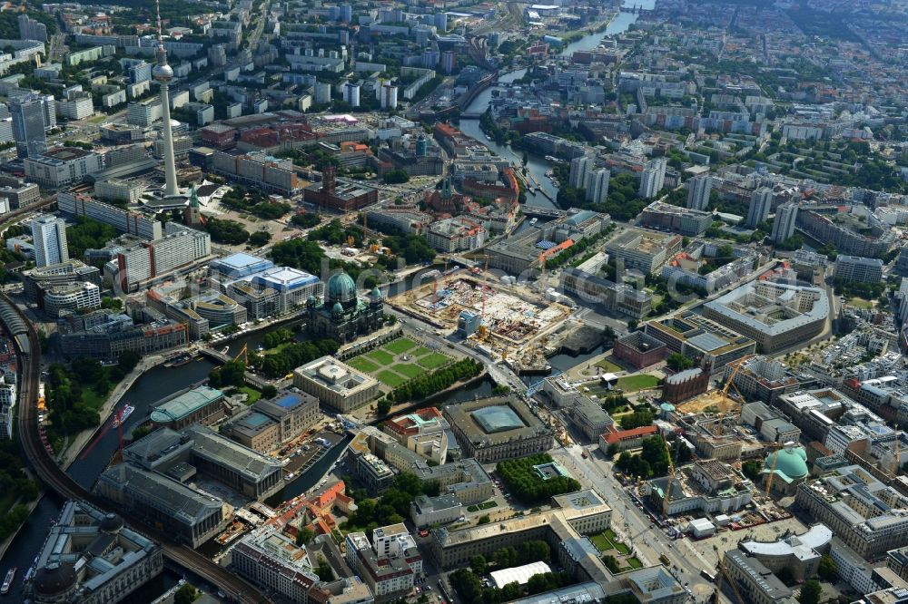 Berlin from above - View of the construction site for the new building the largest and most important cultural construction of the Federal Republic, the building of the Humboldt Forum in the form of the Berlin Palace