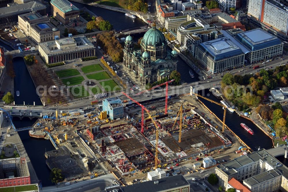 Berlin from above - View of the construction site for the new building the largest and most important cultural construction of the Federal Republic, the building of the Humboldt Forum in the form of the Berlin Palace