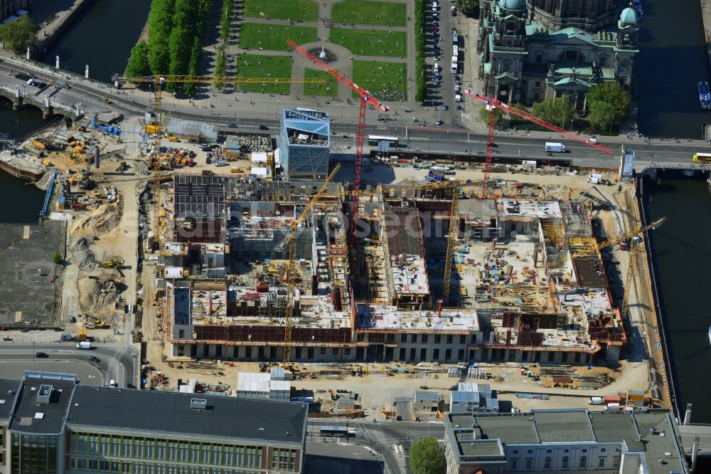 Berlin from above - View of the construction site for the new building the largest and most important cultural construction of the Federal Republic, the building of the Humboldt Forum in the form of the Berlin Palace