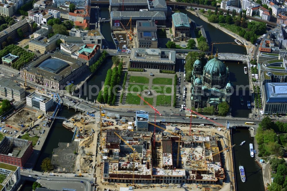 Berlin from above - View of the construction site for the new building the largest and most important cultural construction of the Federal Republic, the building of the Humboldt Forum in the form of the Berlin Palace