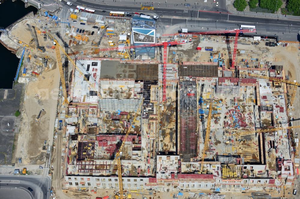 Berlin from above - View of the construction site for the new building the largest and most important cultural construction of the Federal Republic, the building of the Humboldt Forum in the form of the Berlin Palace