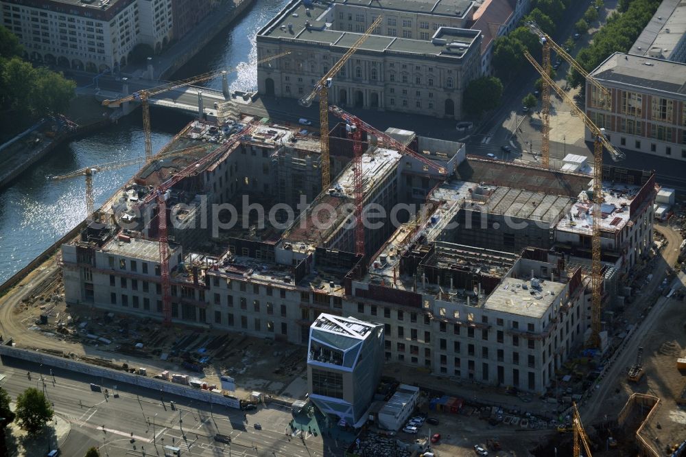 Aerial photograph Berlin - View of the construction site for the new building the largest and most important cultural construction of the Federal Republic, the building of the Humboldt Forum in the form of the Berlin Palace