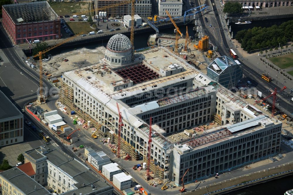 Aerial image Berlin - View of the construction site for the new building the largest and most important cultural construction of the Federal Republic, the building of the Humboldt Forum in the form of the Berlin Palace