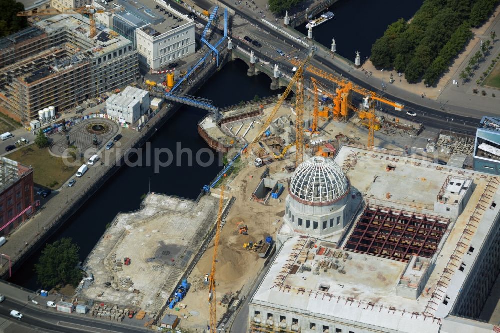 Berlin from the bird's eye view: View of the construction site for the new building the largest and most important cultural construction of the Federal Republic, the building of the Humboldt Forum in the form of the Berlin Palace