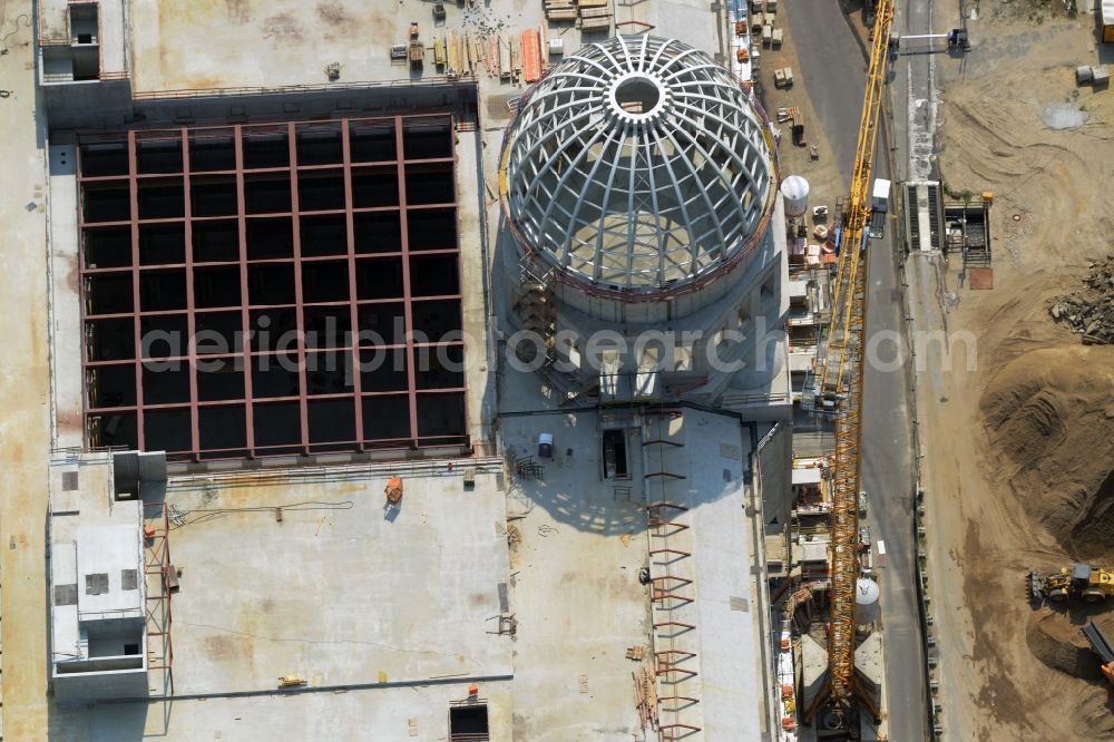 Berlin from the bird's eye view: View of the construction site for the new building the largest and most important cultural construction of the Federal Republic, the building of the Humboldt Forum in the form of the Berlin Palace