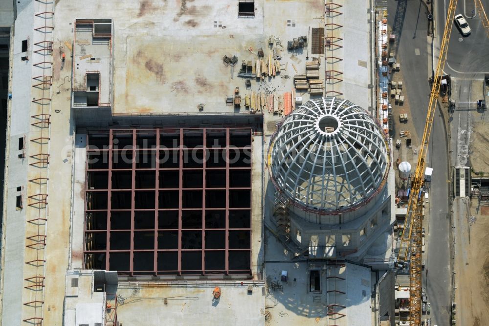 Aerial image Berlin - View of the construction site for the new building the largest and most important cultural construction of the Federal Republic, the building of the Humboldt Forum in the form of the Berlin Palace