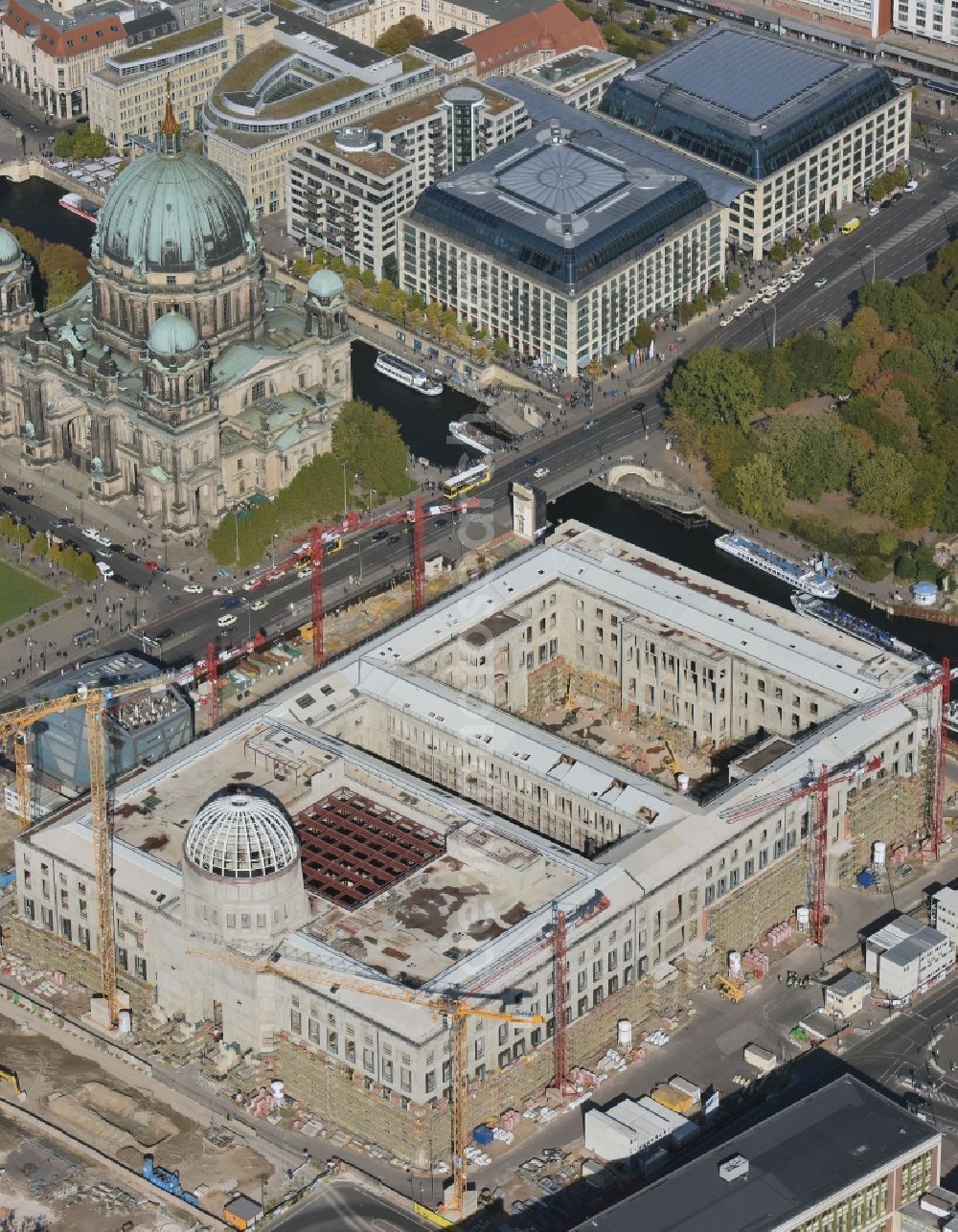 Berlin from above - View of the construction site for the new building the largest and most important cultural construction of the Federal Republic, the building of the Humboldt Forum in the form of the Berlin Palace