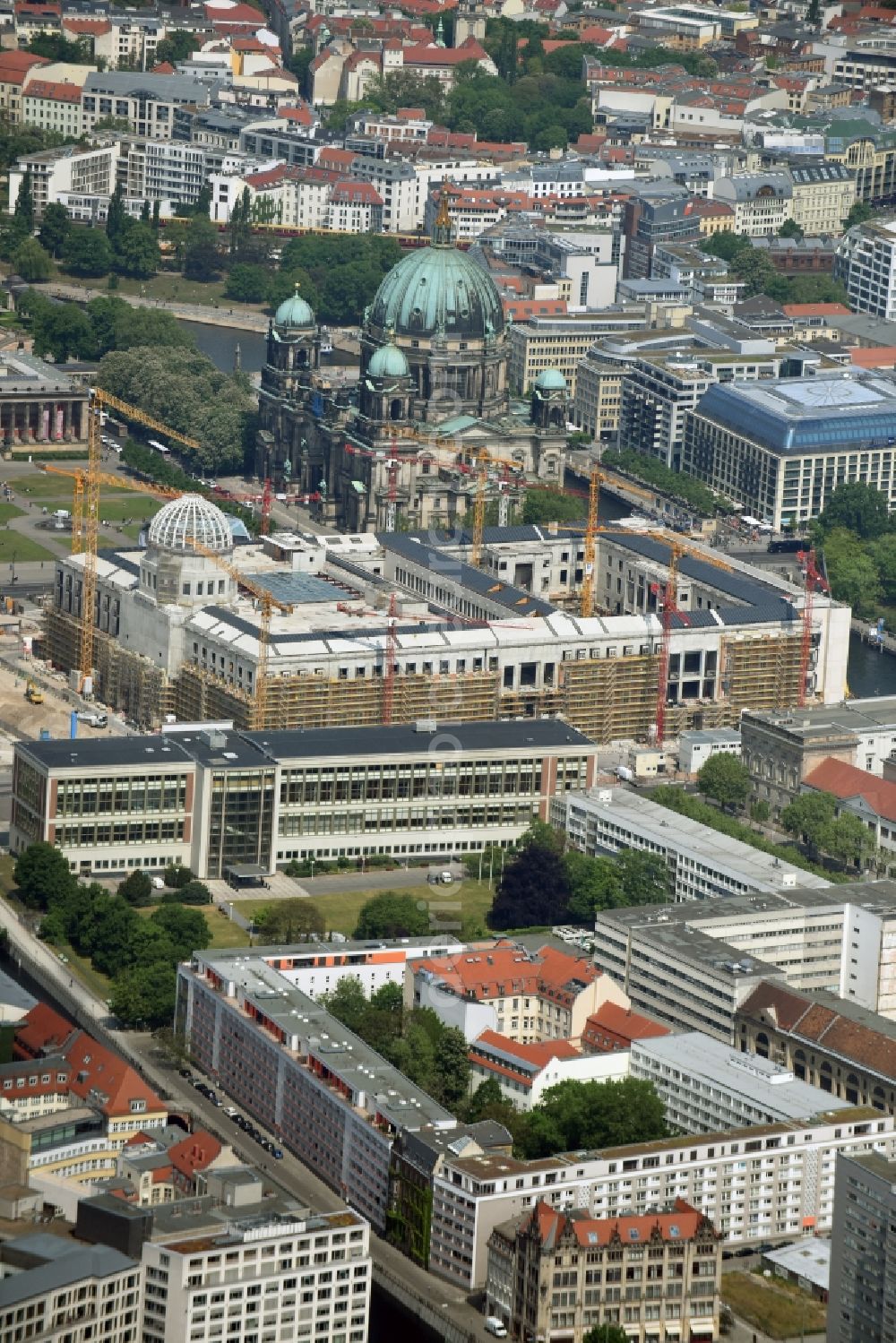 Berlin from above - View of the construction site for the new building the largest and most important cultural construction of the Federal Republic, the building of the Humboldt Forum in the form of the Berlin Palace