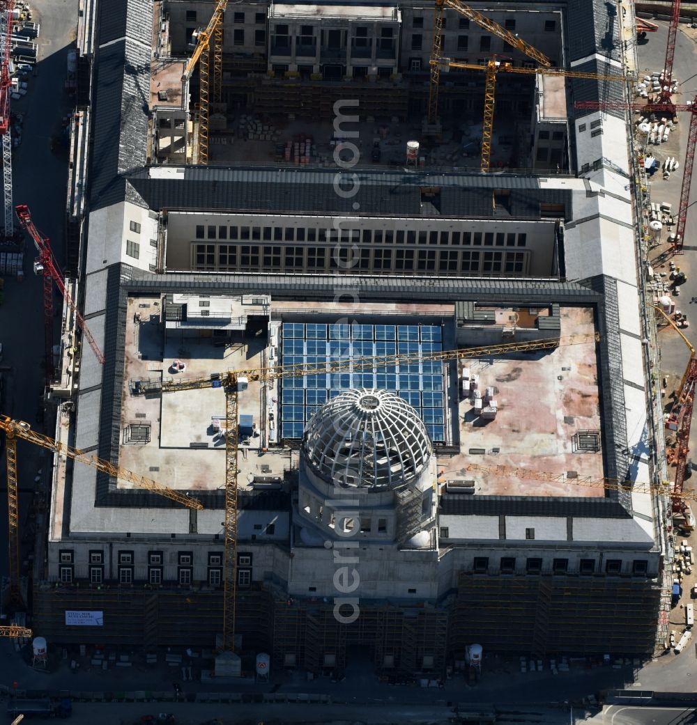 Berlin from the bird's eye view: View of the construction site for the new building the largest and most important cultural construction of the Federal Republic, the building of the Humboldt Forum in the form of the Berlin Palace