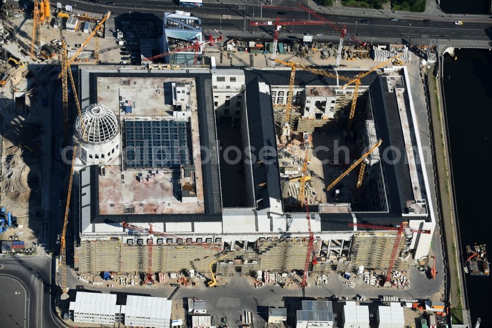 Berlin from above - View of the construction site for the new building the largest and most important cultural construction of the Federal Republic, the building of the Humboldt Forum in the form of the Berlin Palace