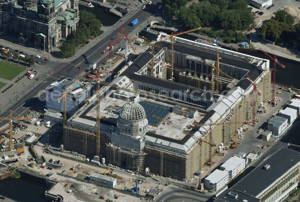 Aerial photograph Berlin - View of the construction site for the new building the largest and most important cultural construction of the Federal Republic, the building of the Humboldt Forum in the form of the Berlin Palace