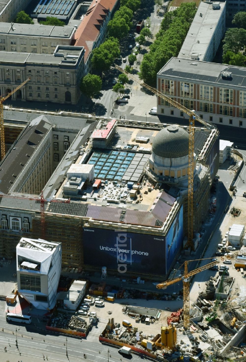 Aerial photograph Berlin - Construction site for the new building the largest and most important cultural construction of the Federal Republic, the building of the Humboldt Forum in the form of the Berlin Palace