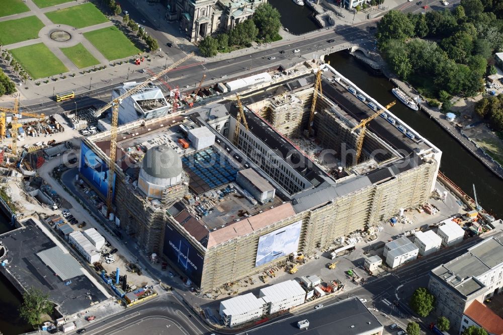 Aerial photograph Berlin - Construction site for the new building the largest and most important cultural construction of the Federal Republic, the building of the Humboldt Forum in the form of the Berlin Palace