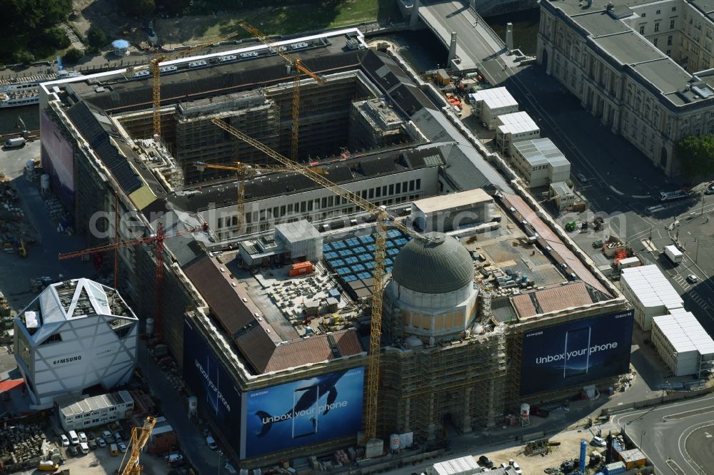 Aerial image Berlin - Construction site for the new building the largest and most important cultural construction of the Federal Republic, the building of the Humboldt Forum in the form of the Berlin Palace