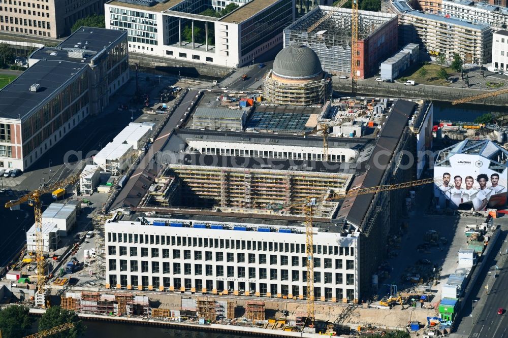 Aerial photograph Berlin - Construction site for the new building the largest and most important cultural construction of the Federal Republic, the building of the Humboldt Forum in the form of the Berlin Palace