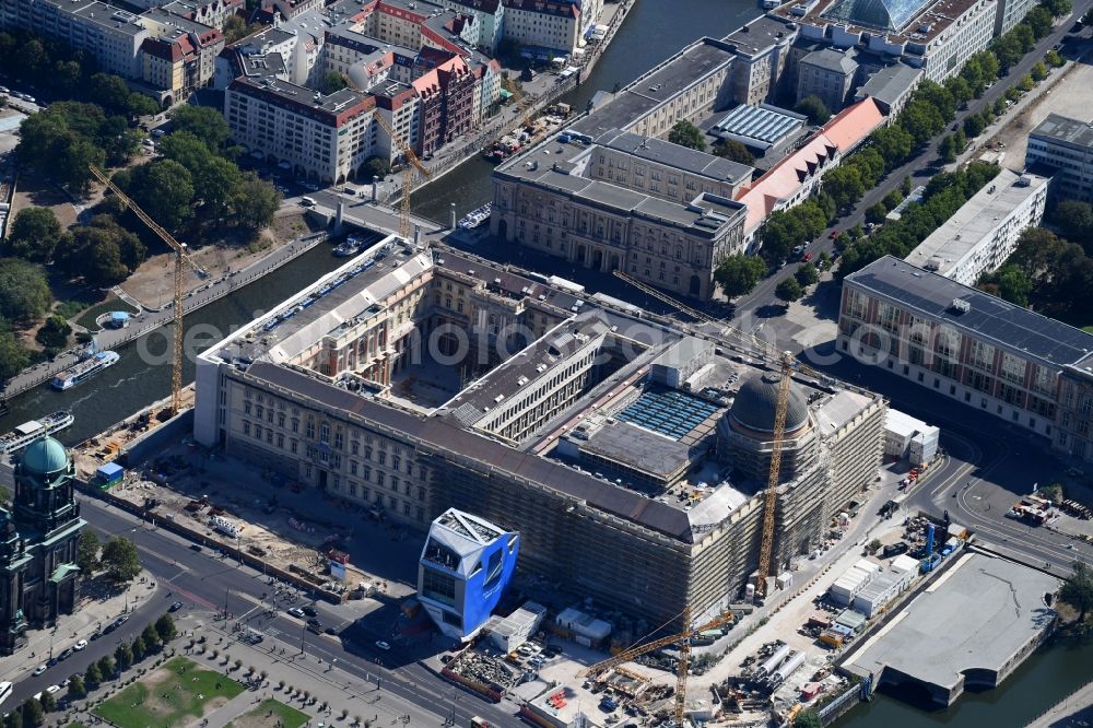 Aerial image Berlin - Construction site for the new building the largest and most important cultural construction of the Federal Republic, the building of the Humboldt Forum in the form of the Berlin Palace