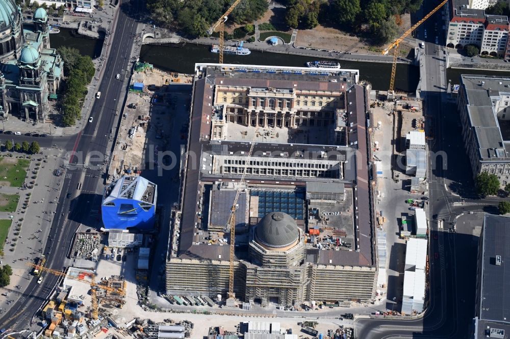 Aerial photograph Berlin - Construction site for the new building the largest and most important cultural construction of the Federal Republic, the building of the Humboldt Forum in the form of the Berlin Palace