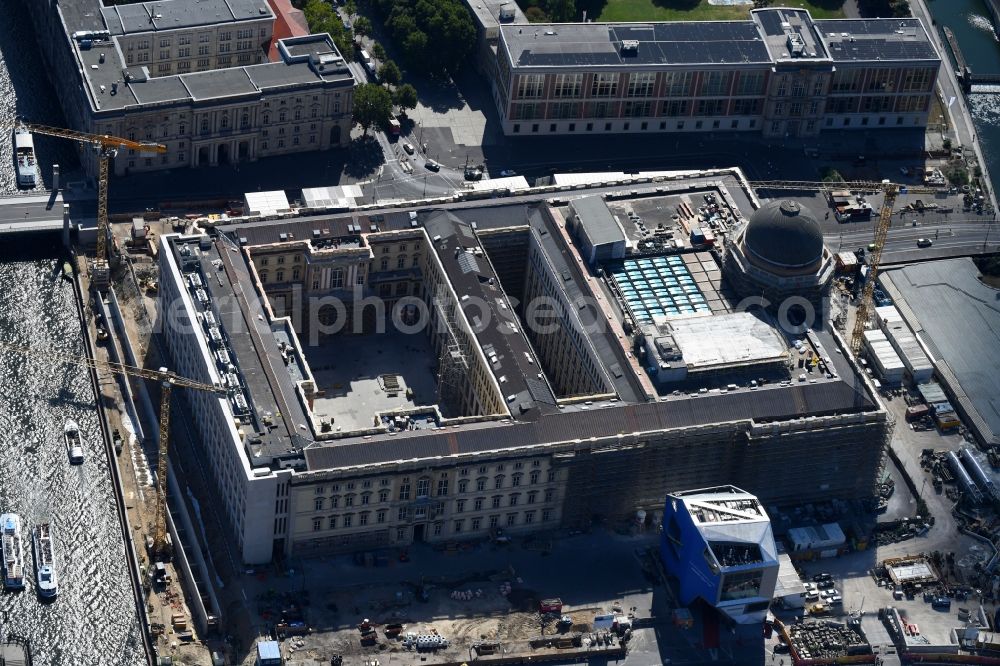 Berlin from the bird's eye view: Construction site for the new building the largest and most important cultural construction of the Federal Republic, the building of the Humboldt Forum in the form of the Berlin Palace