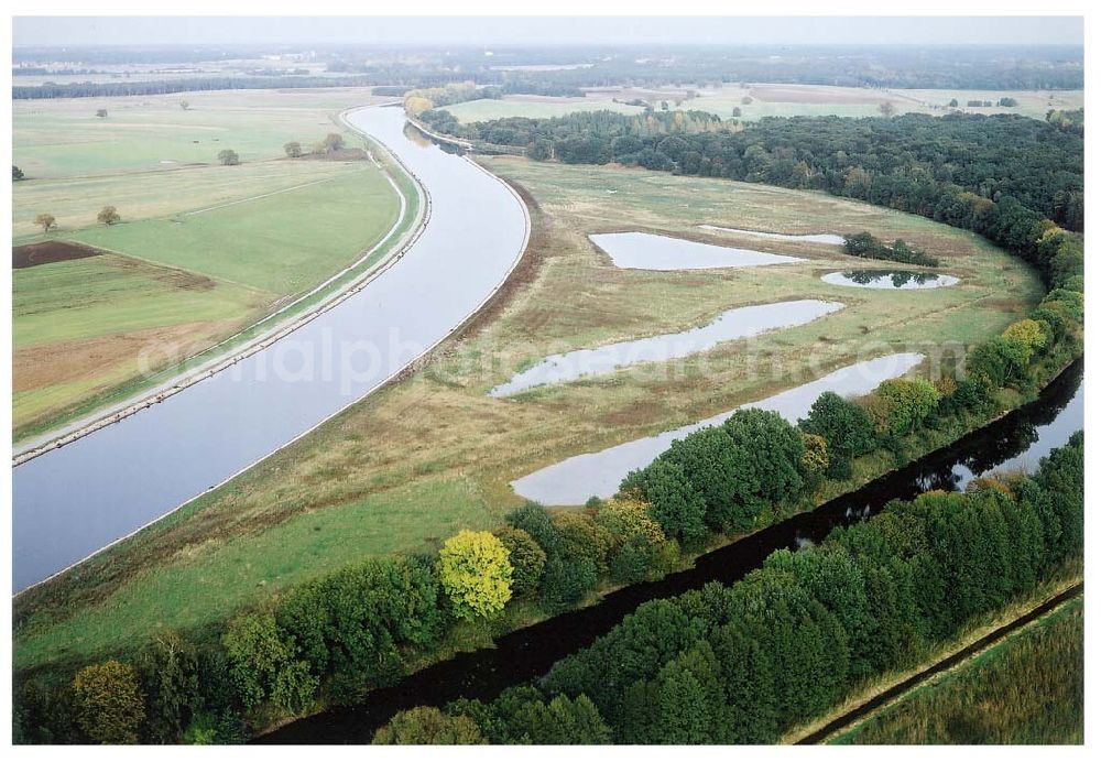 Parchau from the bird's eye view: Umleitung des Elbe - Havel - Kanales bei Parchau.