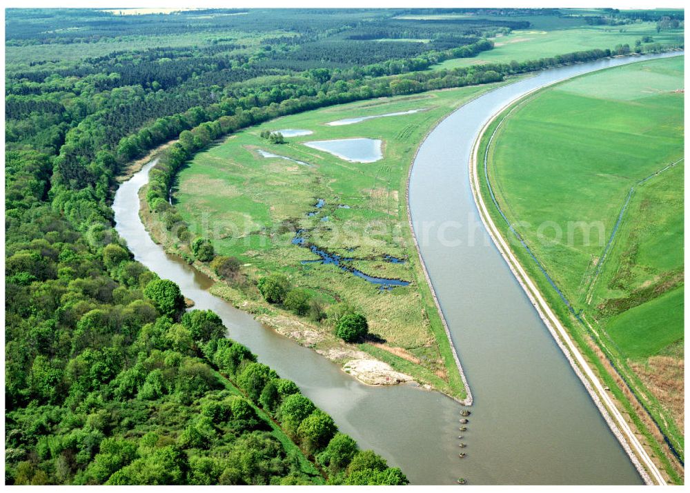 Burg / Sachsen-Anhalt from the bird's eye view: Umleitung des Elbe-Havel-Kanales nordöstlich von Burg im Rahmen von Ausgleichs- und Ersatzmaßnahmen am Wasserstraßenkreuz Magdeburg / Elbe-Havel-Kanal. Ein Projekt des Wasserstraßenneubauamtes Magdeburg