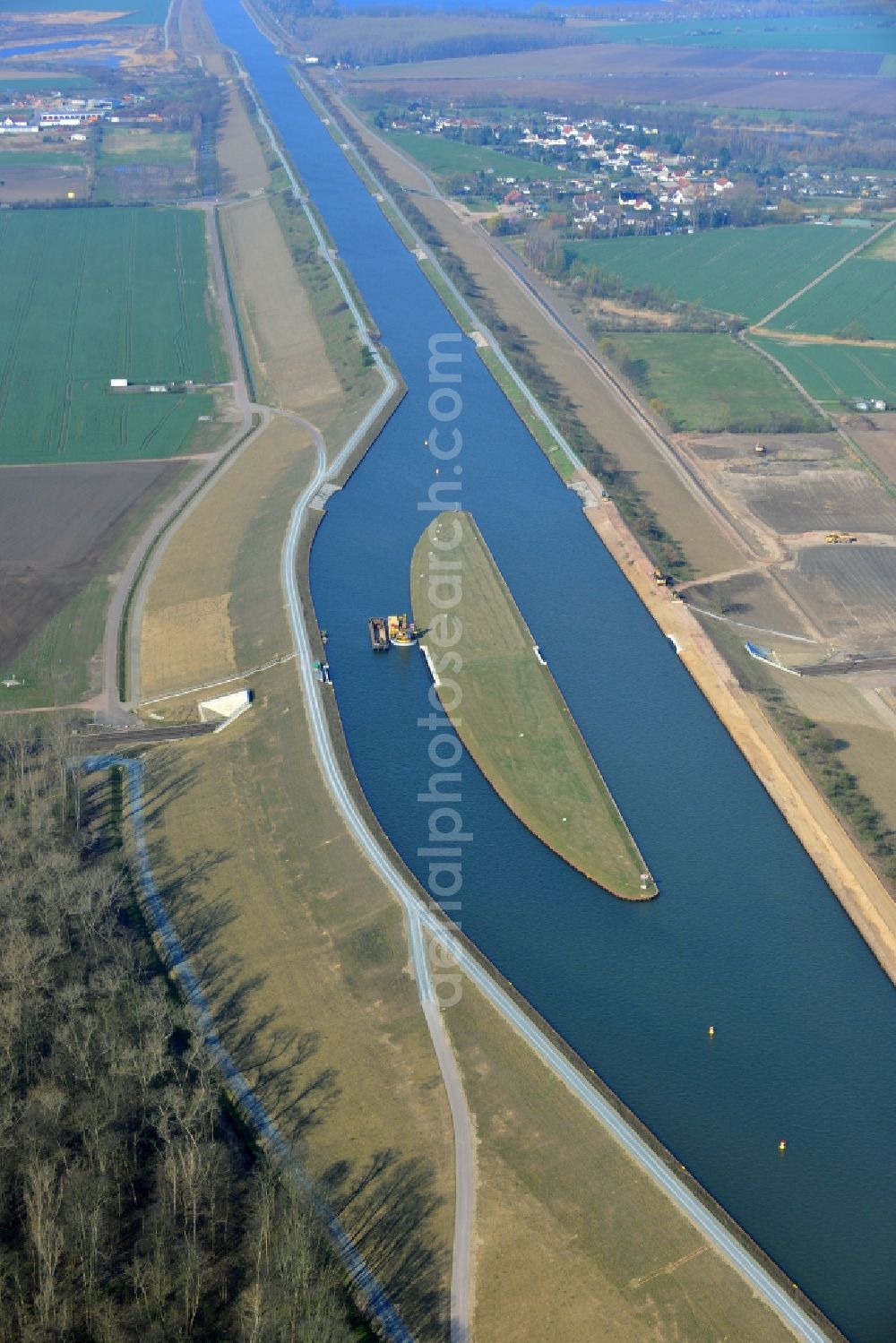 Aerial image Wolmirstedt - Construction to deepen the Mittelland Canal at Wolmirstedt in Saxony-Anhalt