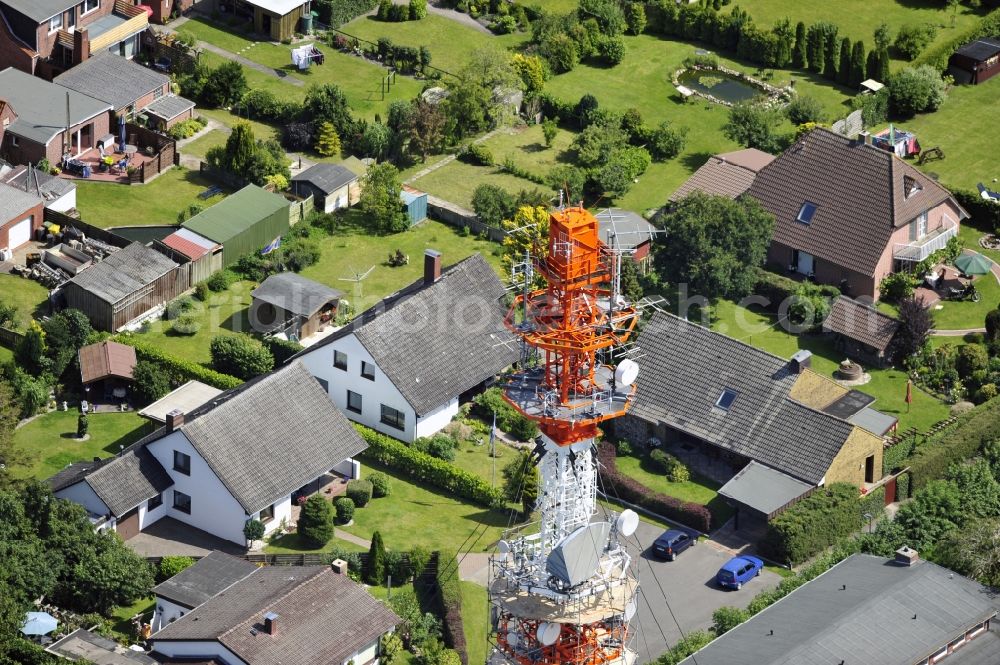 Garding from above - Blick auf den Umsetzer/ Sendemast Garding auch bekannt als Fernsehsender Eiderstedt. Die Sanierungsarbeiten wurden ausgeführt durch die Firma Werner Diener GmbH & Co. Industrieanstrich KG. Restoration works on the broadcasting tower / transmitter mast Garding.