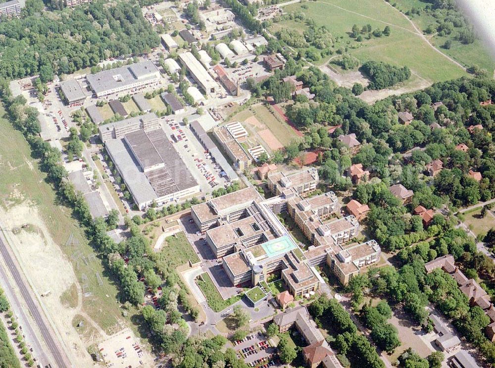 Aerial photograph Berlin - Marzahn - Unfallkrankenhaus Marzahn am Blumberger Damm.