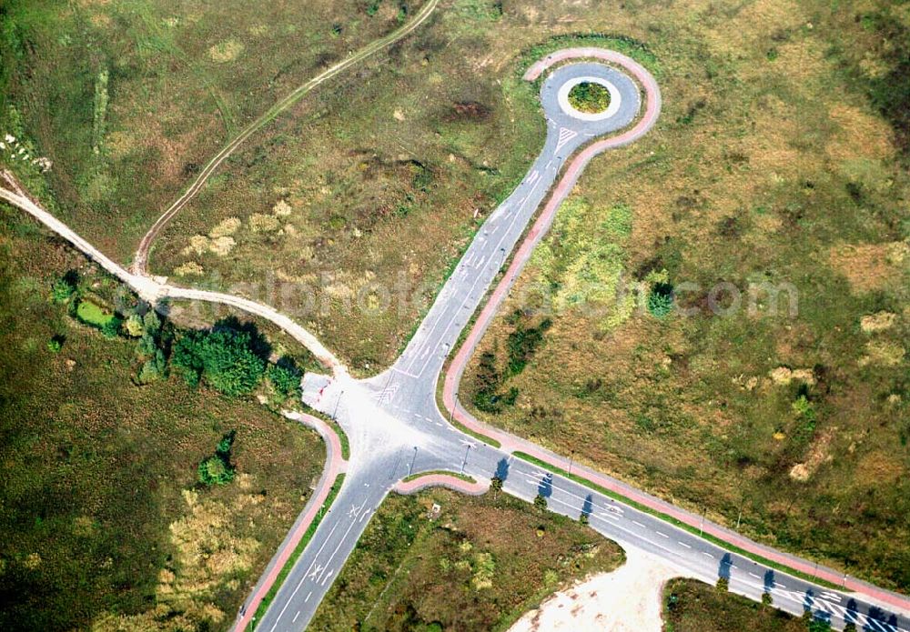 Aerial image Königswusterhausen / Brandenburg - Die unfertige Straße im Gewerbegebiet Königswusterhausen - Ost, an der A10 und der Berliner-Chaussee, sowie der Chausseestraße.