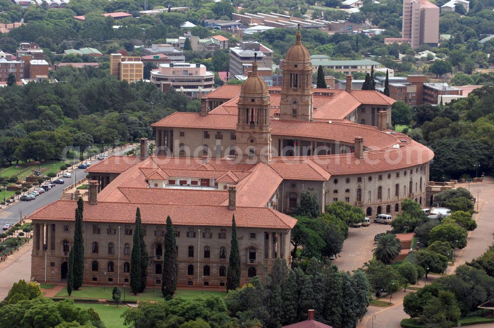 Aerial image Pretoria - Blick auf die Union Buildings / Gewerkschaft bzw. Regierungsgebäude in Pretoria in der Provinz Gauteng dem Sitz der südafrikanischen Regierung. In den Union Buildings befinden sich außerdem Amtsräume des Präsidenten der Republik Südafrika. View of the Union Buildings in Pretoria, the seat of the South African government in the capital of South Africa.