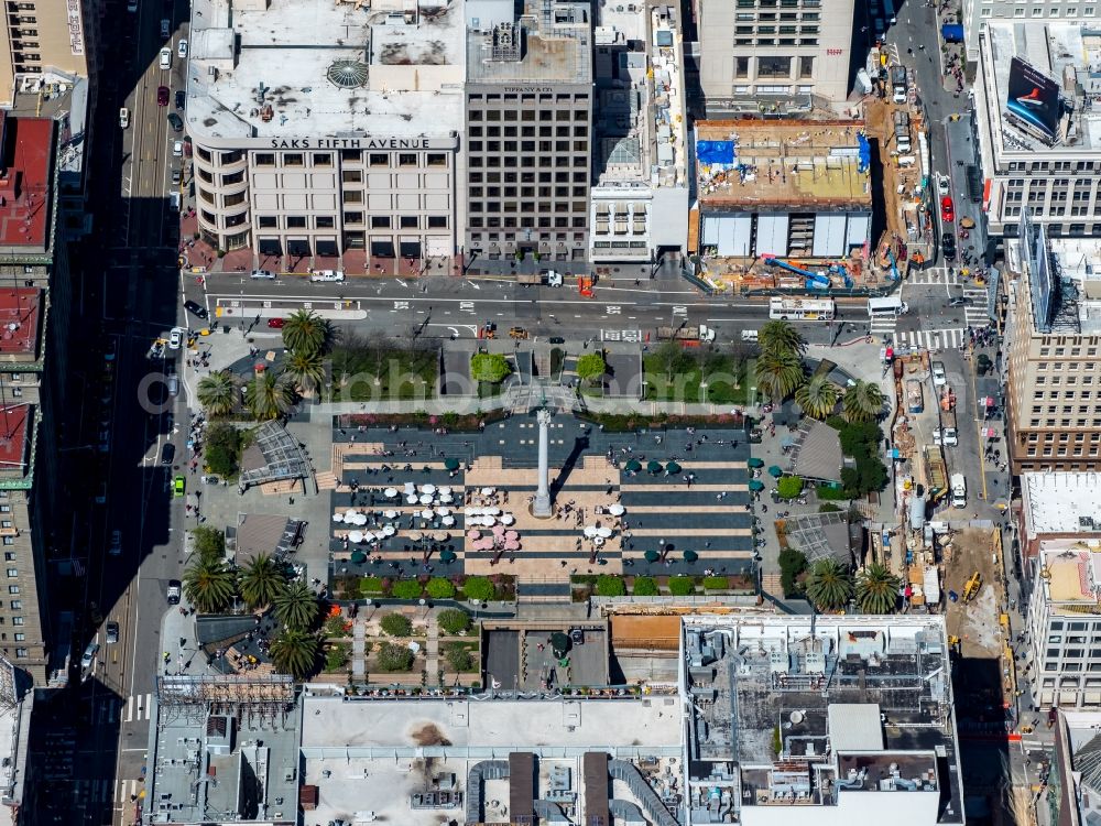 Aerial photograph San Francisco - Ensemble space Union Square in the inner city center in San Francisco in California, USA