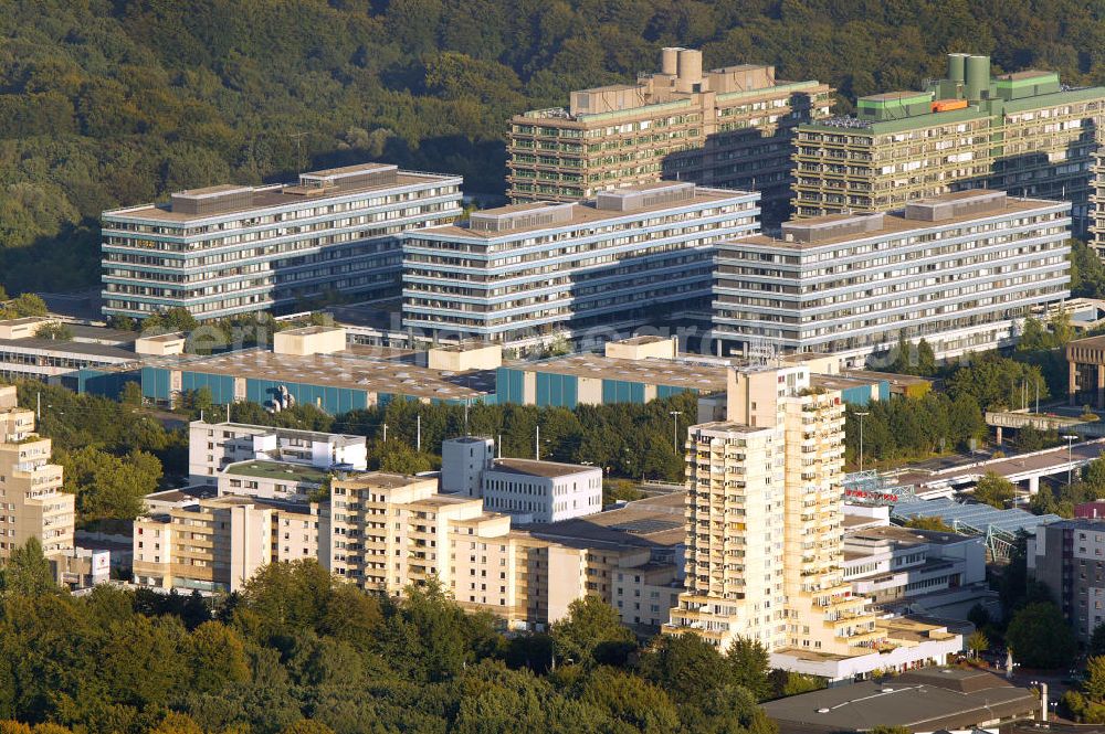 Bochum from the bird's eye view: Blick auf die Ruhruniversitaet Querenburg.