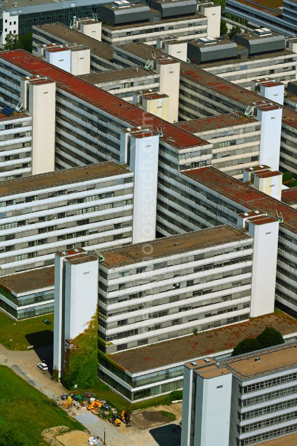 Aerial photograph Bielefeld - Campus university building complex on Universitaetsstrasse in Bielefeld in the state of North Rhine-Westphalia, Germany