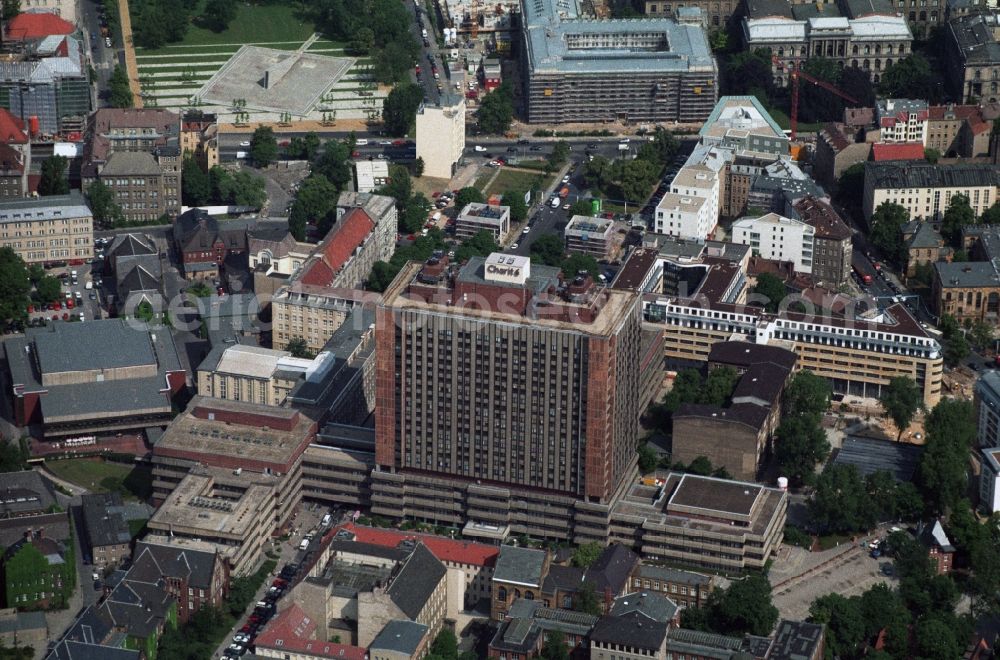 Aerial image Berlin - View of the area of the University Hospital Charité Campus Mitte ( CCM ) at Luisenstrasse in the district of Mitte in Berlin