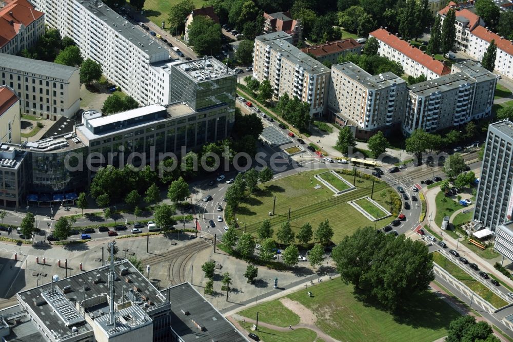 Aerial photograph Magdeburg - Ensemble space Universitaetsplatz in the inner city center in Magdeburg in the state Saxony-Anhalt